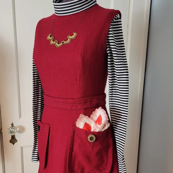 Vintage Red Pocket Dress - Picture 3 of 14
